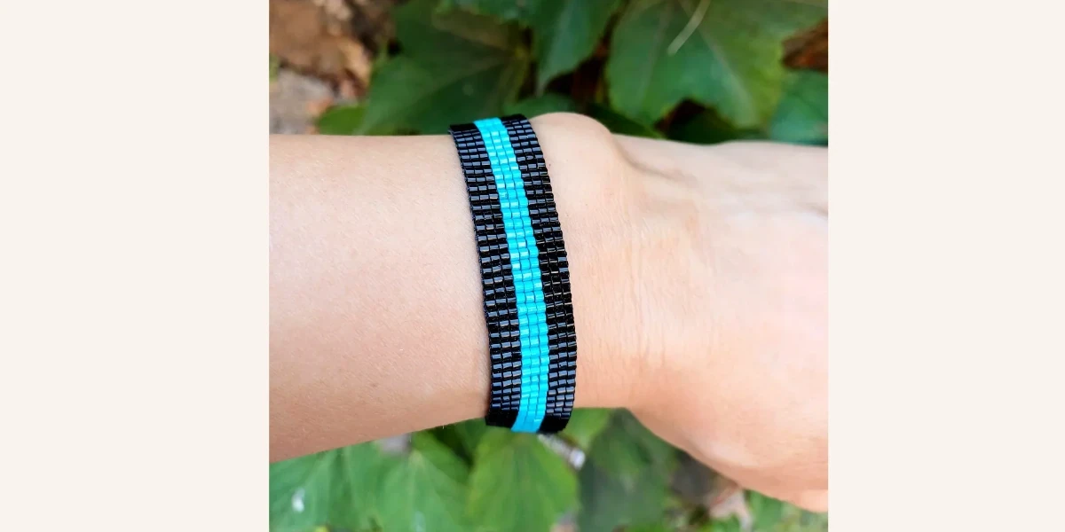Bracelet Miyuki Noir Turquoise, tissé à la main sur 9 rangs