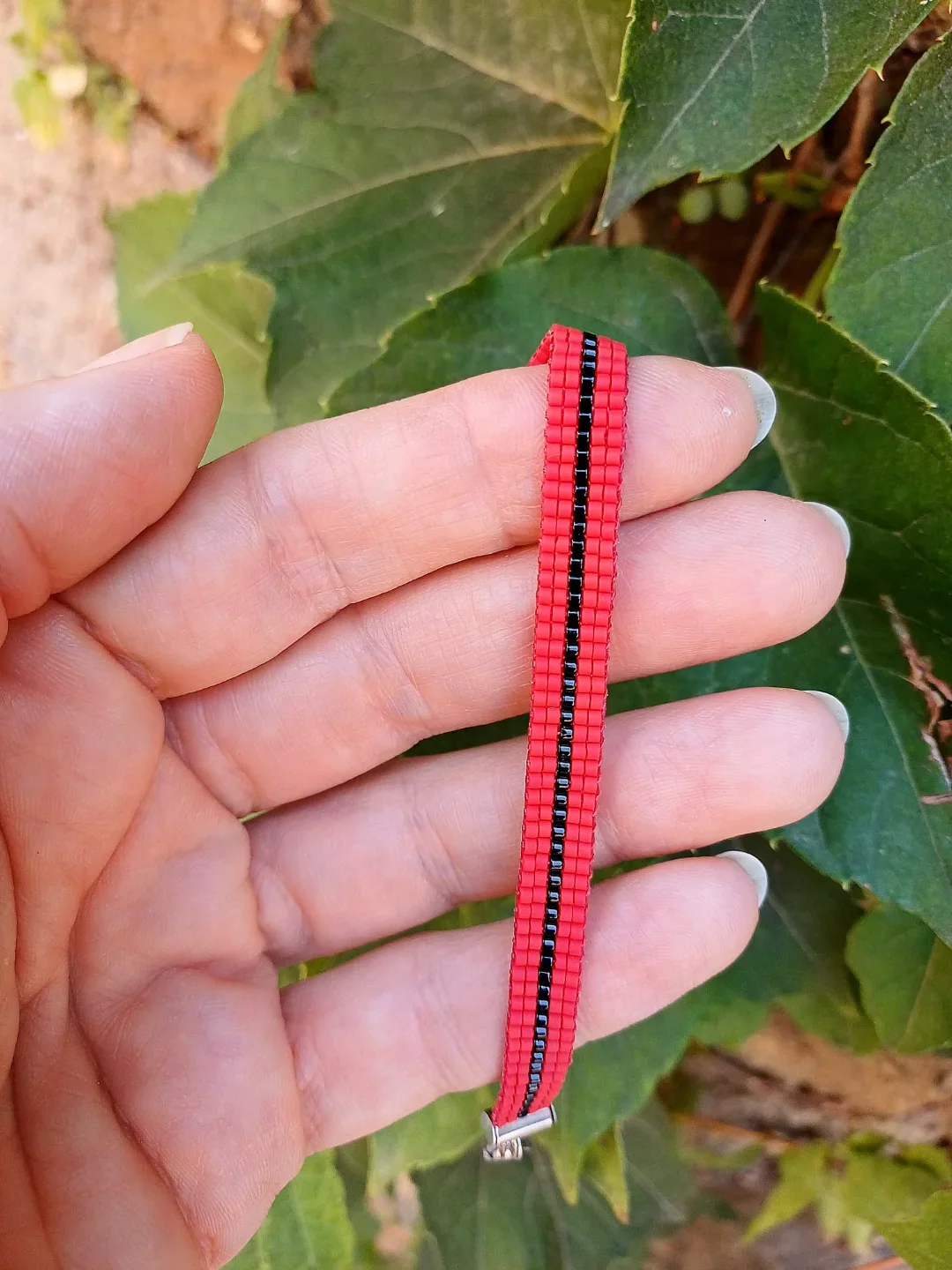 Bracelet Miyuki rouge noir, tissé à la main sur 5 rangs